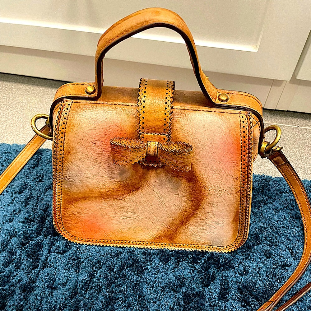 Cross body or shoulder or mini bag
